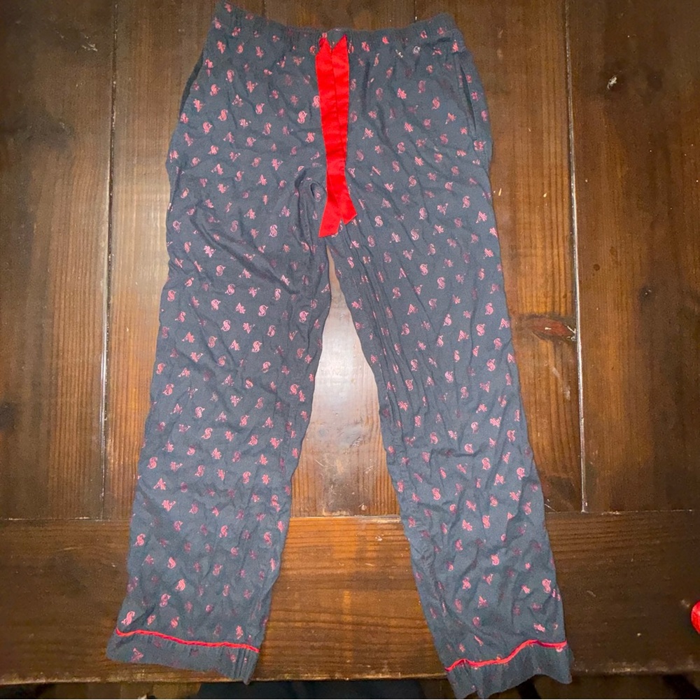 Victoria’s Secret Black/Red Pajama Pants Sz Small